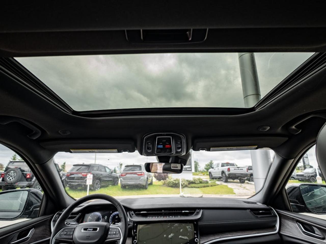 2026 Jeep Grand Cherokee Altitude Photo