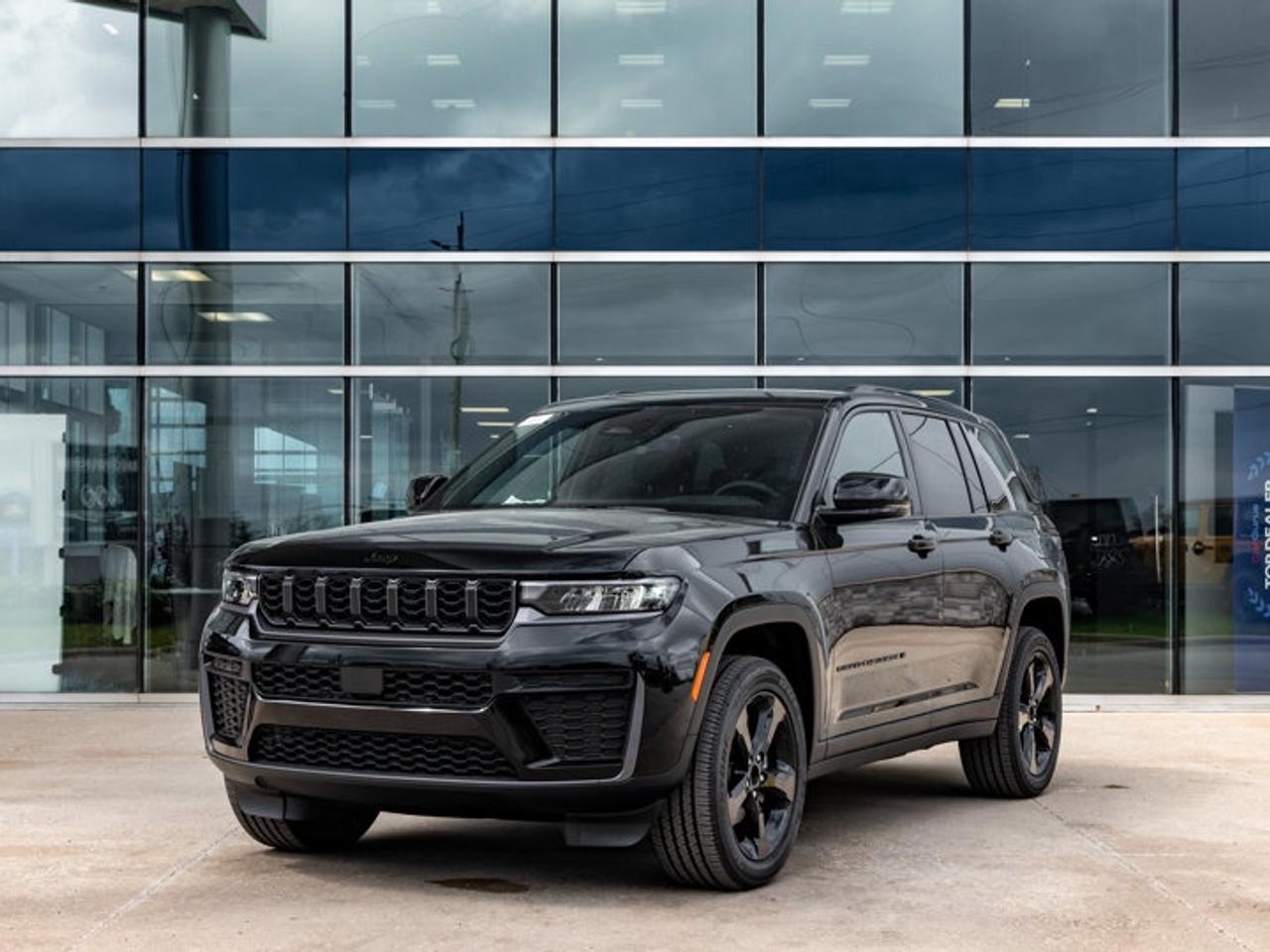 2026 Jeep Grand Cherokee Altitude Photo5