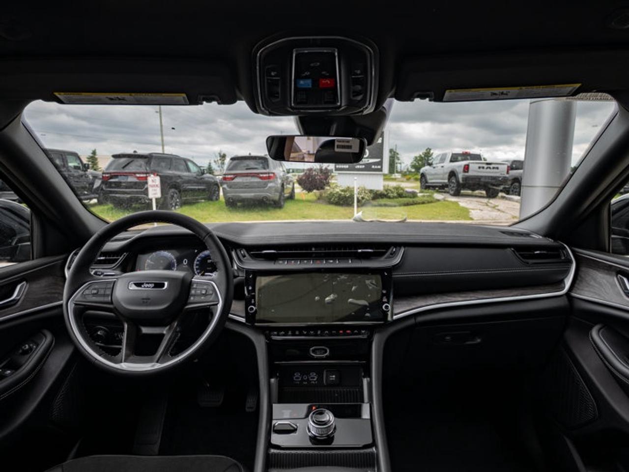2026 Jeep Grand Cherokee Altitude Photo