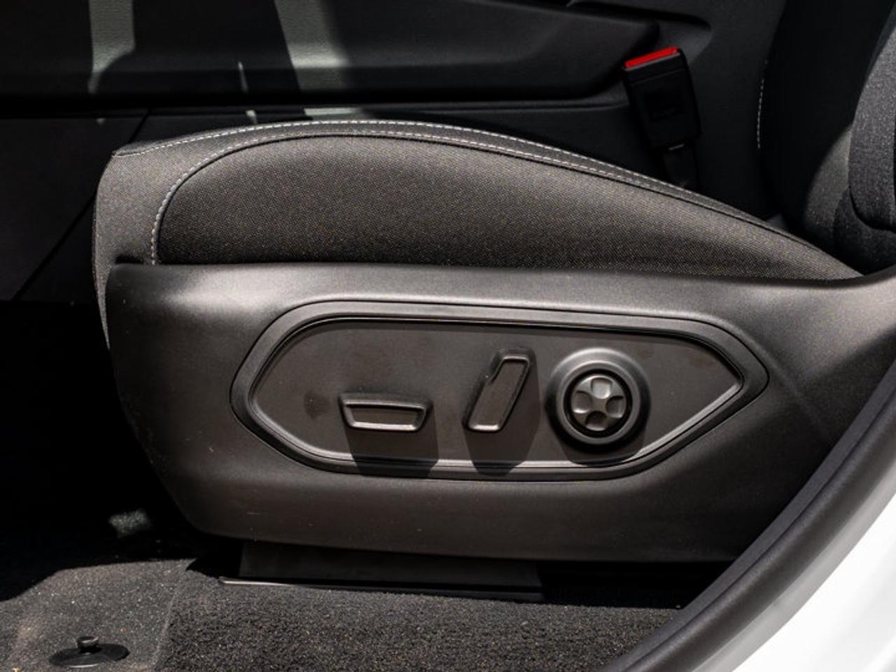 2026 Jeep Grand Cherokee Laredo X Photo