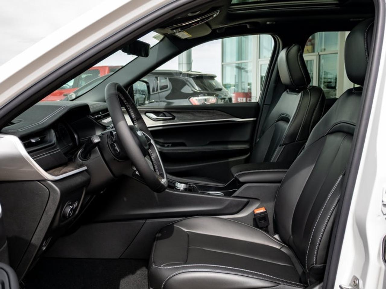 2026 Jeep Grand Cherokee Limited Photo