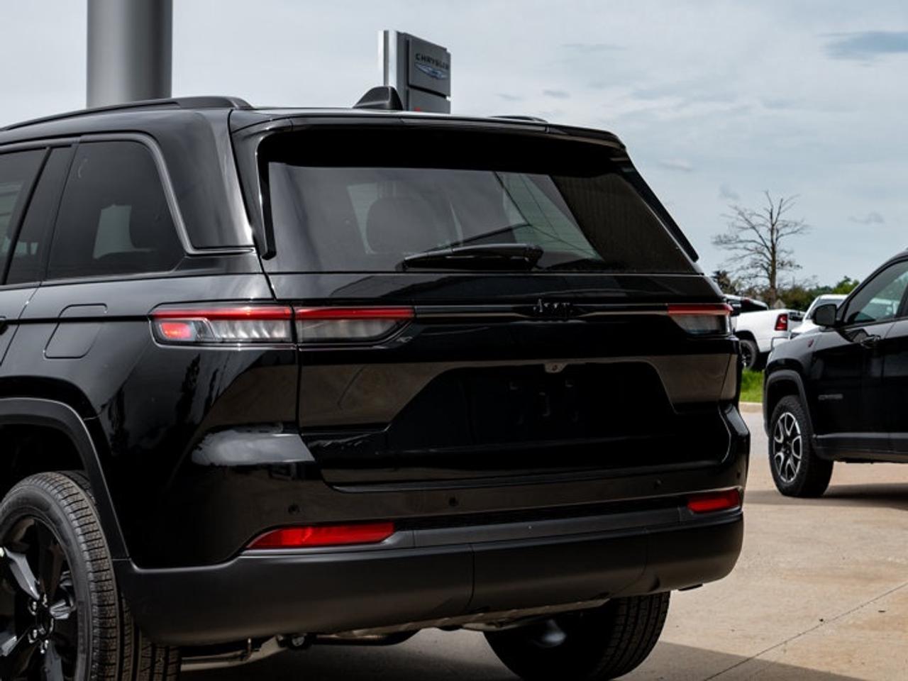 2026 Jeep Grand Cherokee Limited Photo