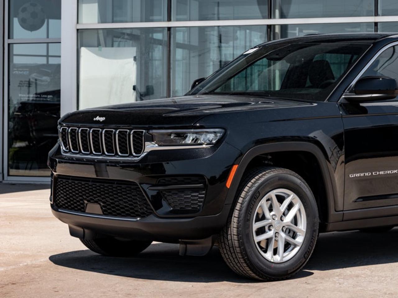 2026 Jeep Grand Cherokee Laredo X Photo