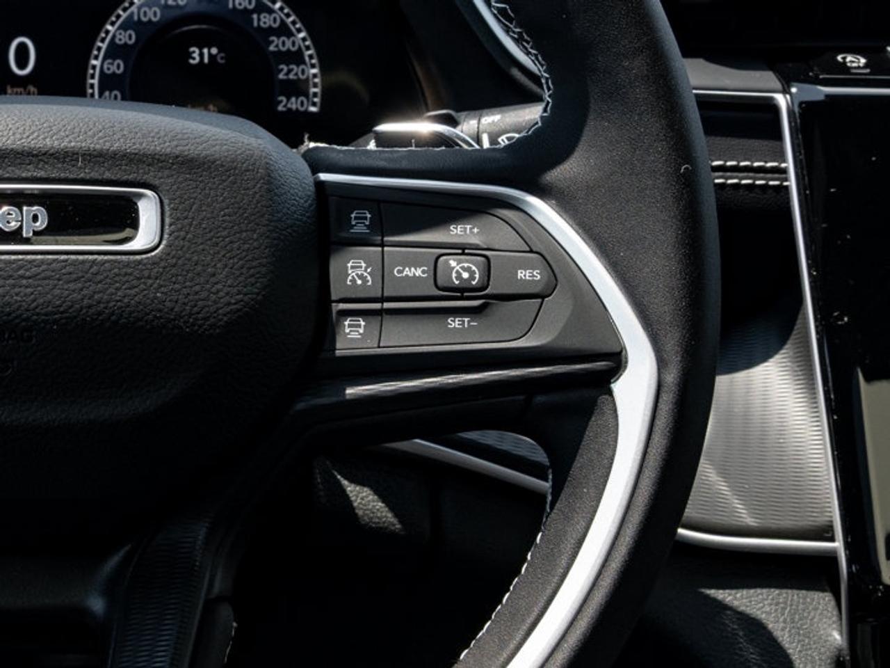 2026 Jeep Grand Cherokee Laredo X Photo