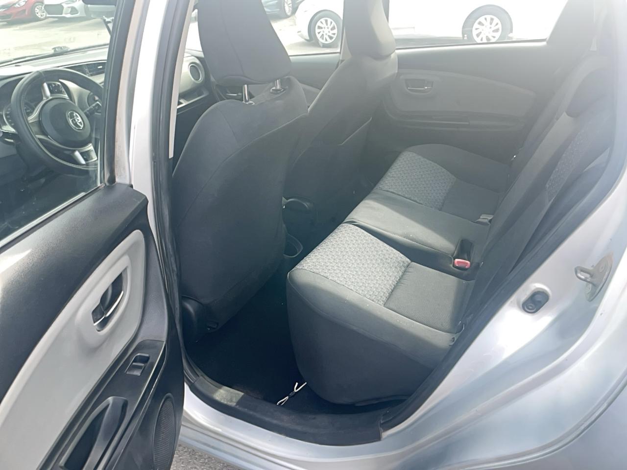 2017 Toyota Yaris LE Photo