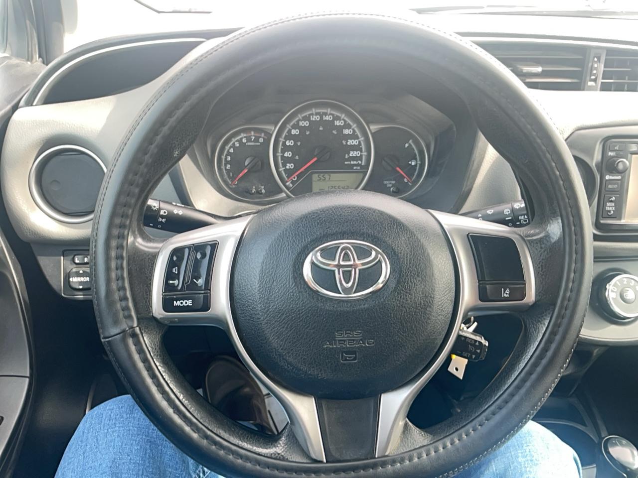 2017 Toyota Yaris LE Photo