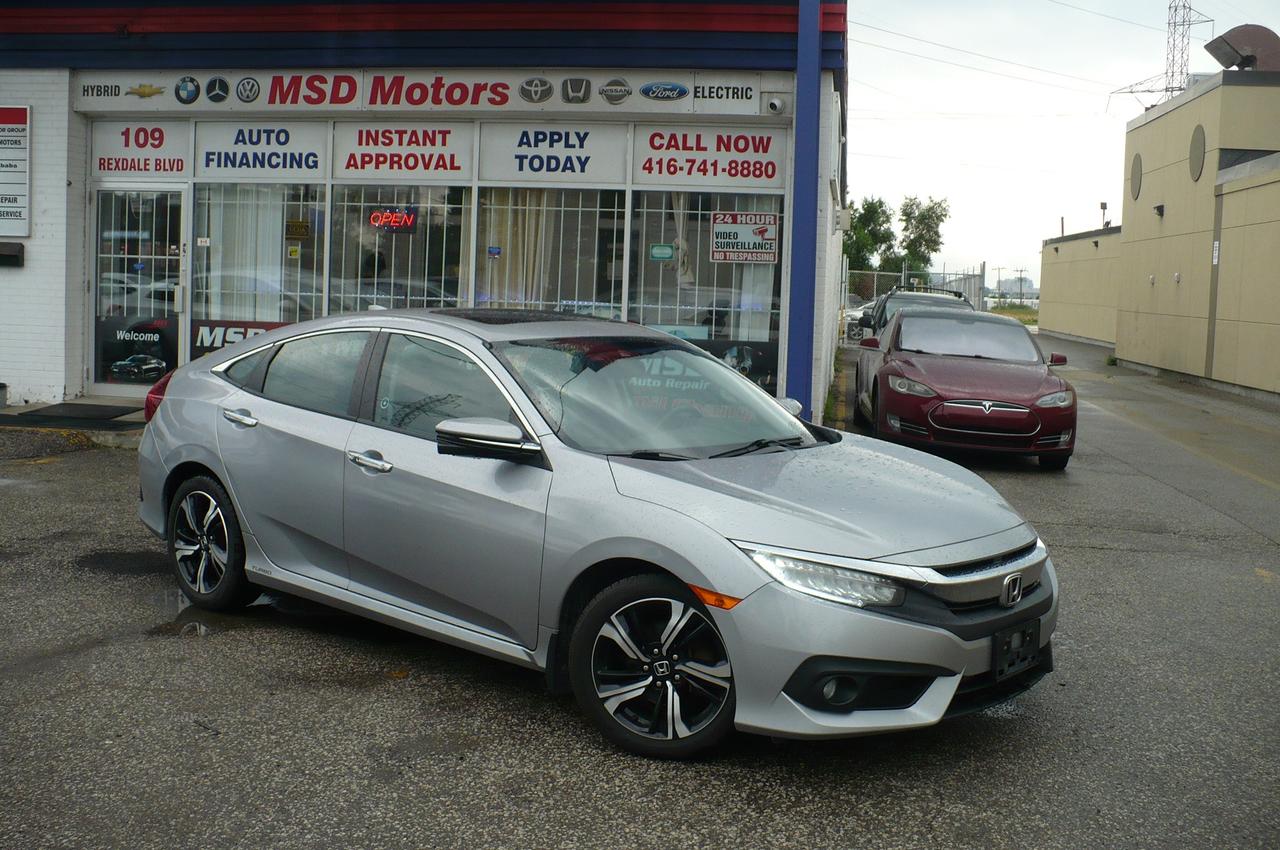 2017 Honda Civic Touring  Navigation Leather seats  Roof