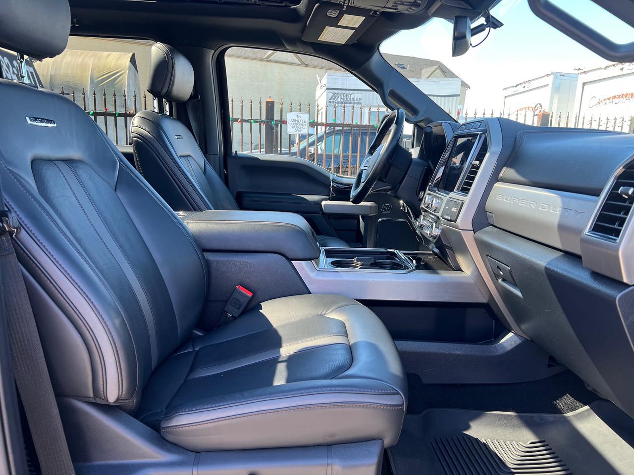 2022 Ford SUPER DUTY F-350 SRW Platinum Photo30