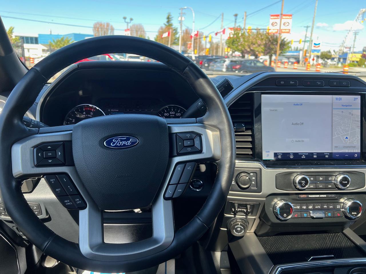 2022 Ford SUPER DUTY F-350 SRW Platinum Photo15