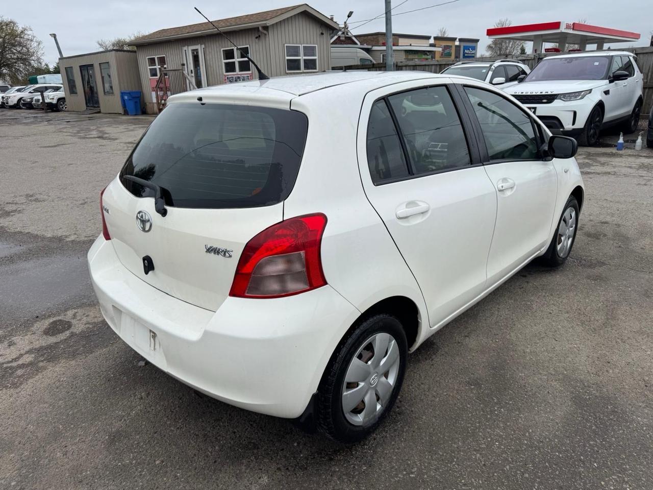 2007 Toyota Yaris LE, HATCH, MANUAL, ONLY 164KMS, ALBERTA CAR, CLEAN Photo