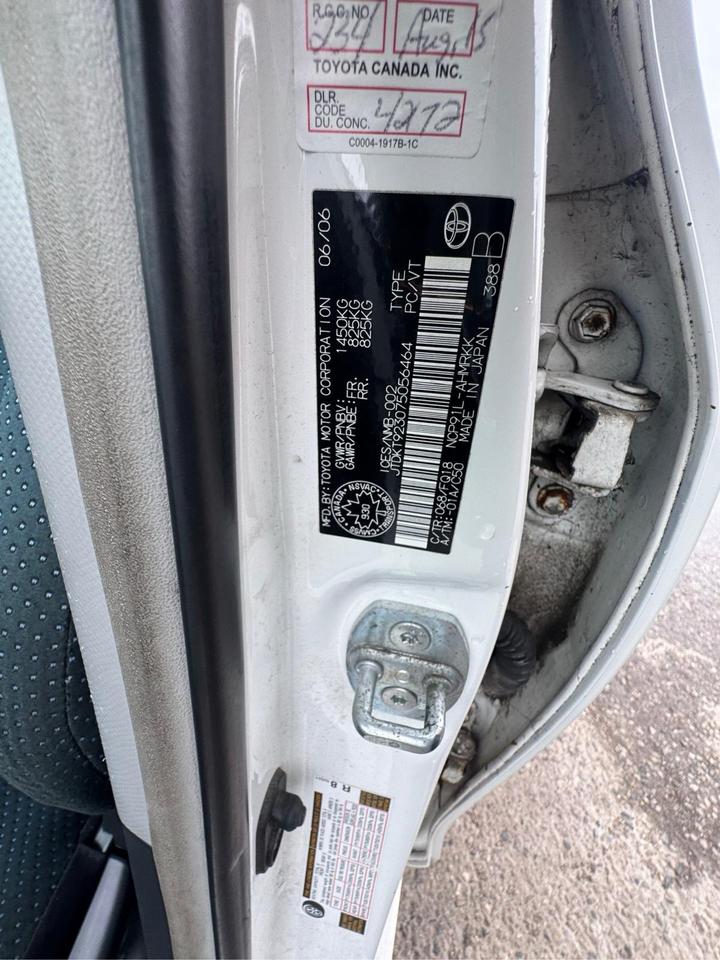 2007 Toyota Yaris LE, HATCH, MANUAL, ONLY 164KMS, ALBERTA CAR, CLEAN Photo