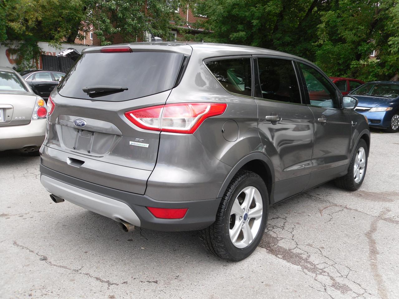 2014 Ford Escape FWD 4dr SE Photo3