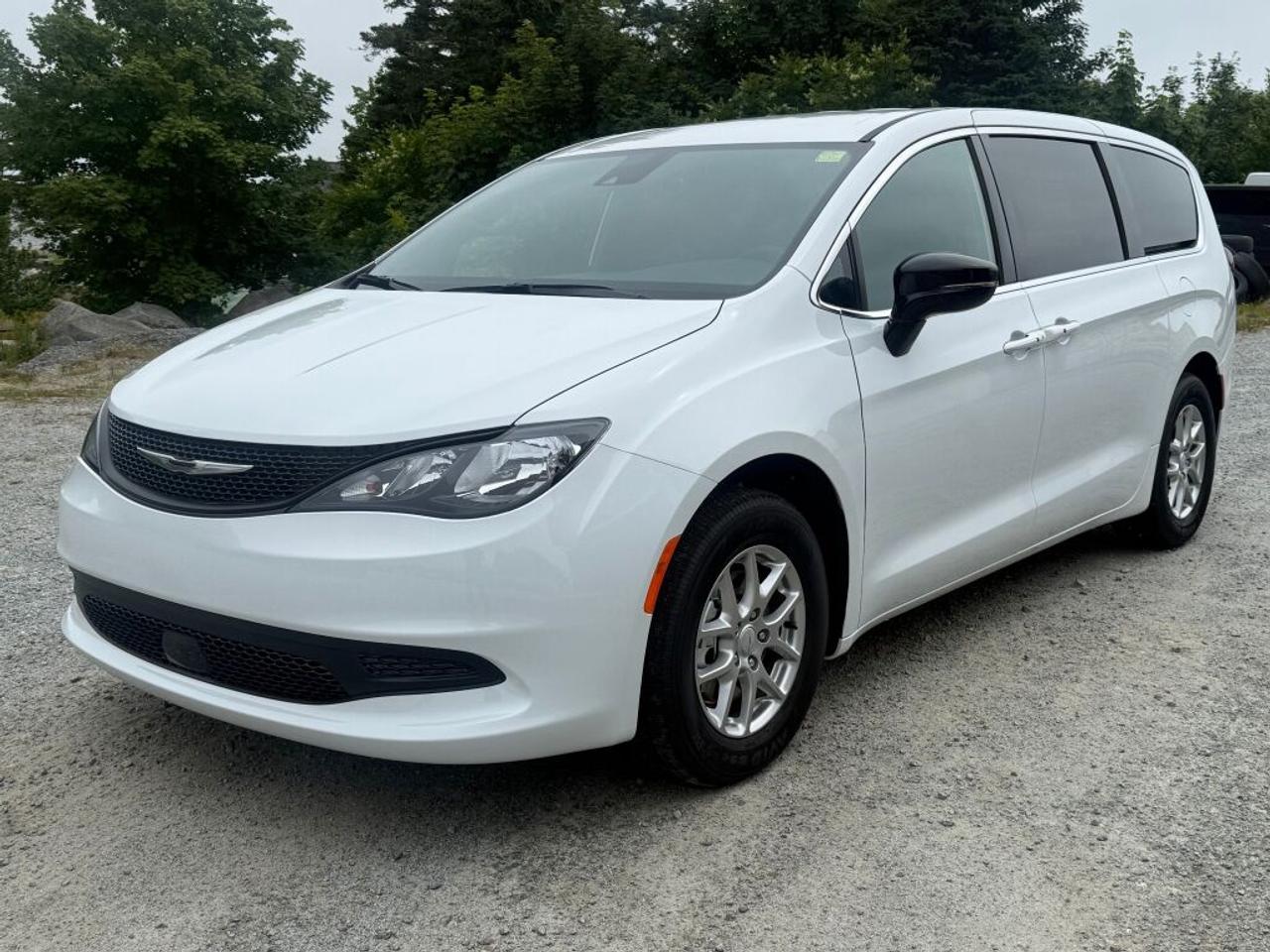 2027 Dodge Grand Caravan SXT Photo