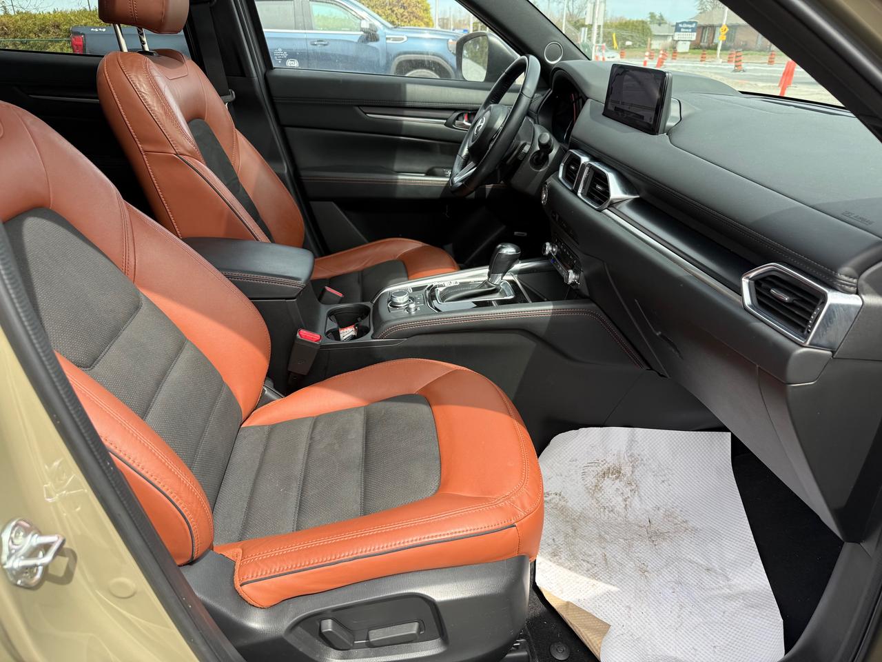 2024 Mazda CX-5 Suna NAV! Sunroof! Leather! Photo