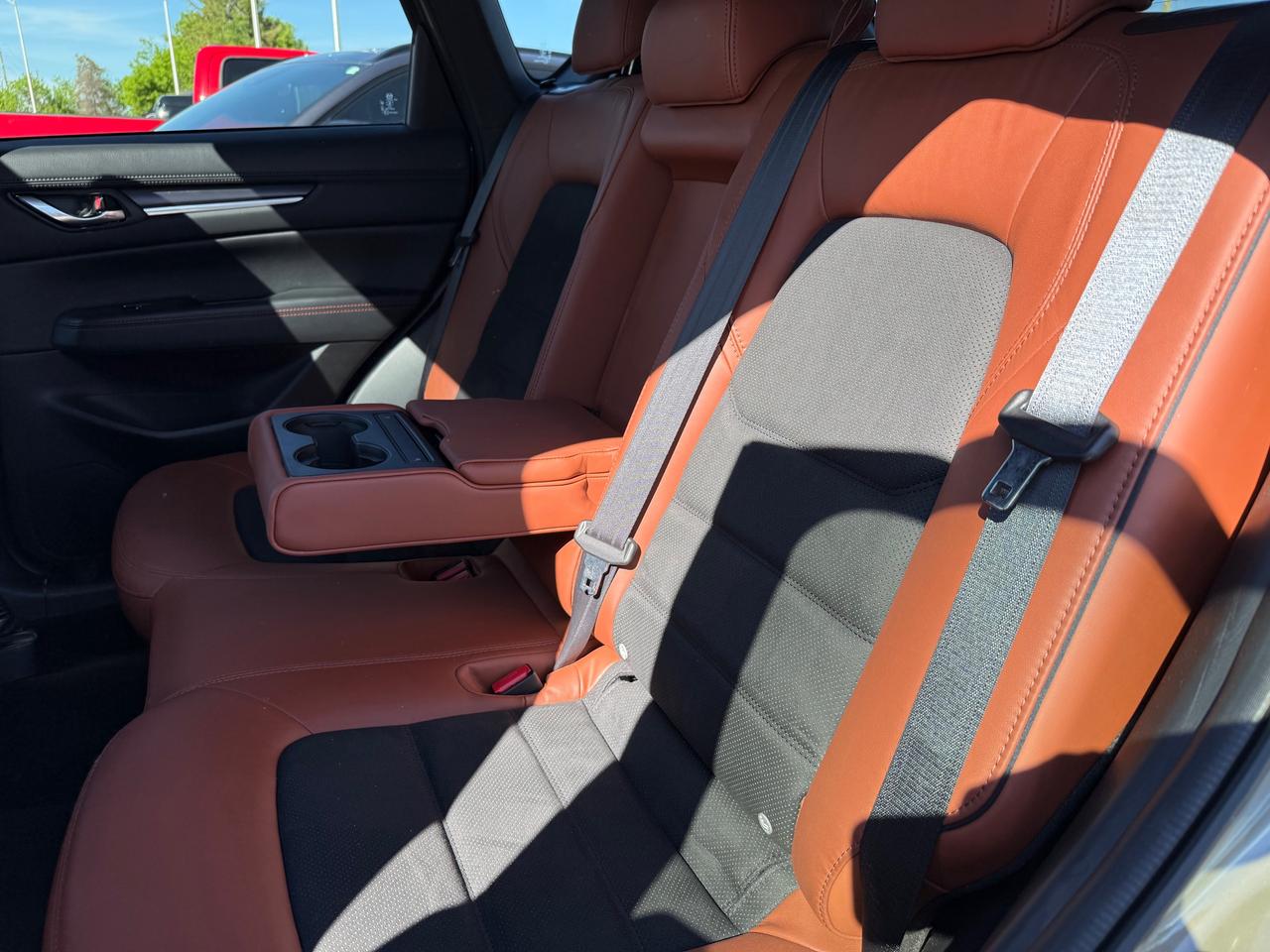 2024 Mazda CX-5 Suna NAV! Sunroof! Leather! Photo