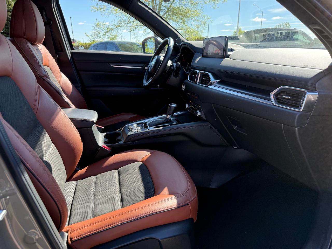2024 Mazda CX-5 Suna NAV! Sunroof! Leather! Photo
