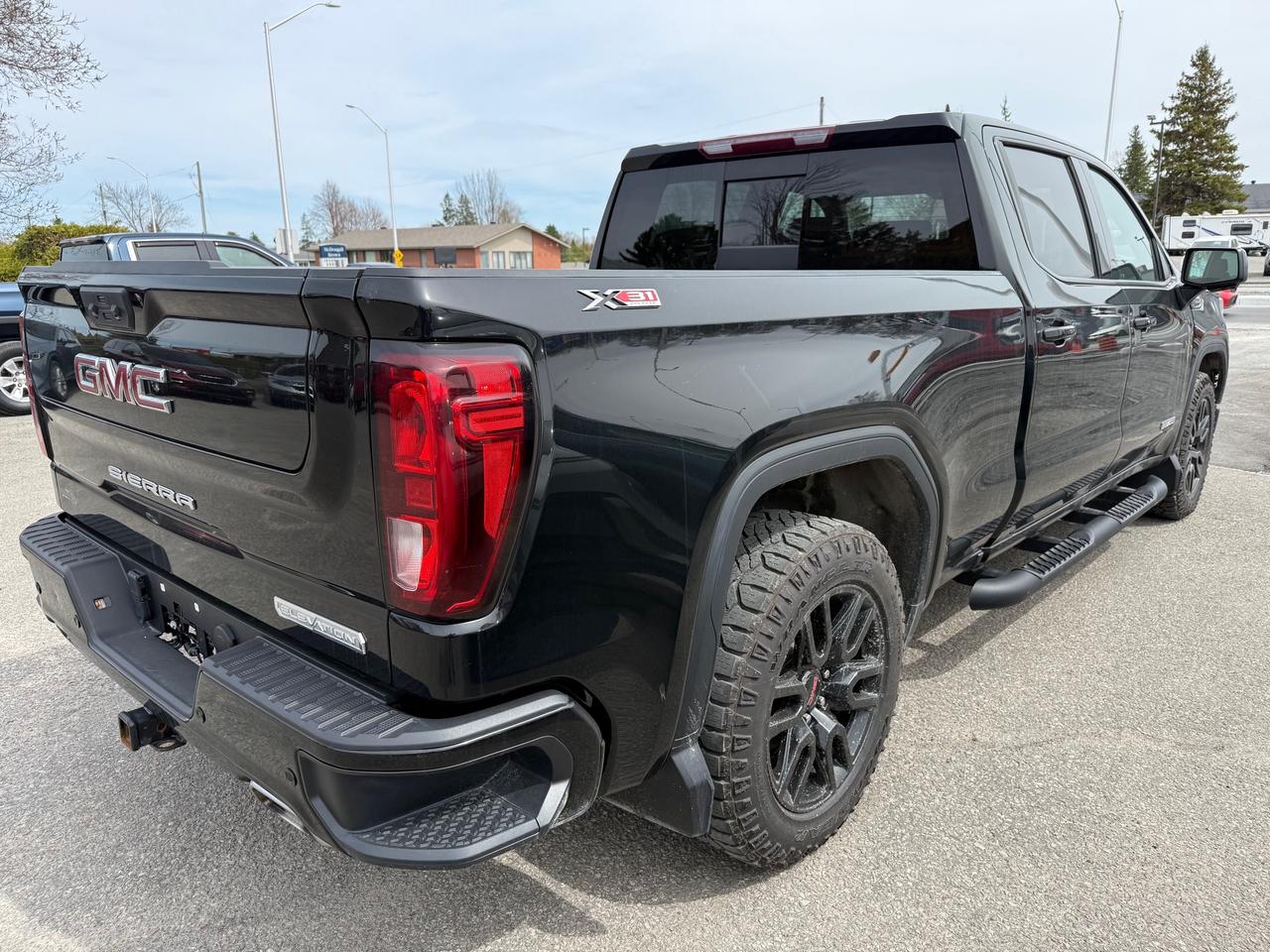 2023 GMC Sierra 1500 Elevation Loaded! Buckets! AutoStart! Photo3