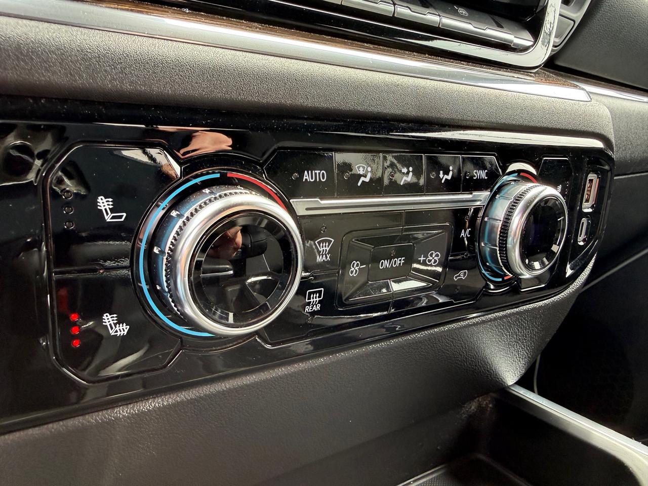 2023 GMC Sierra 1500 Elevation Loaded! Buckets! AutoStart! Photo