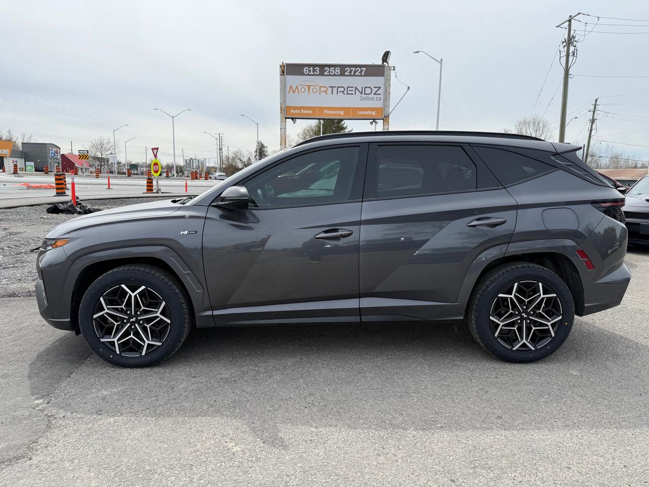 2024 Hyundai Tucson Hybrid Luxury NAV! Pano Roof! Adaptive Cruise! Photo4