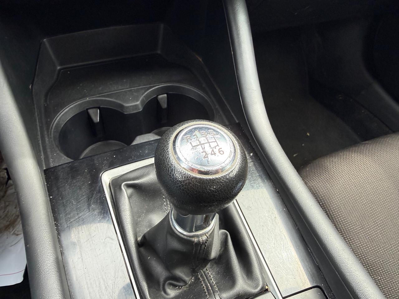 2019 Mazda MAZDA3 GX 6-Speed Manual ! Heated Seats! Photo