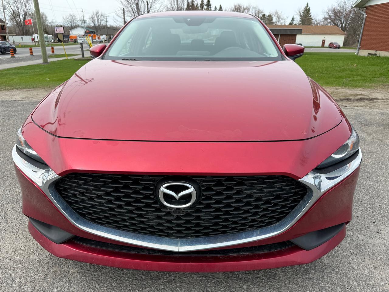 2019 Mazda MAZDA3 GX 6-Speed Manual ! Heated Seats! Photo
