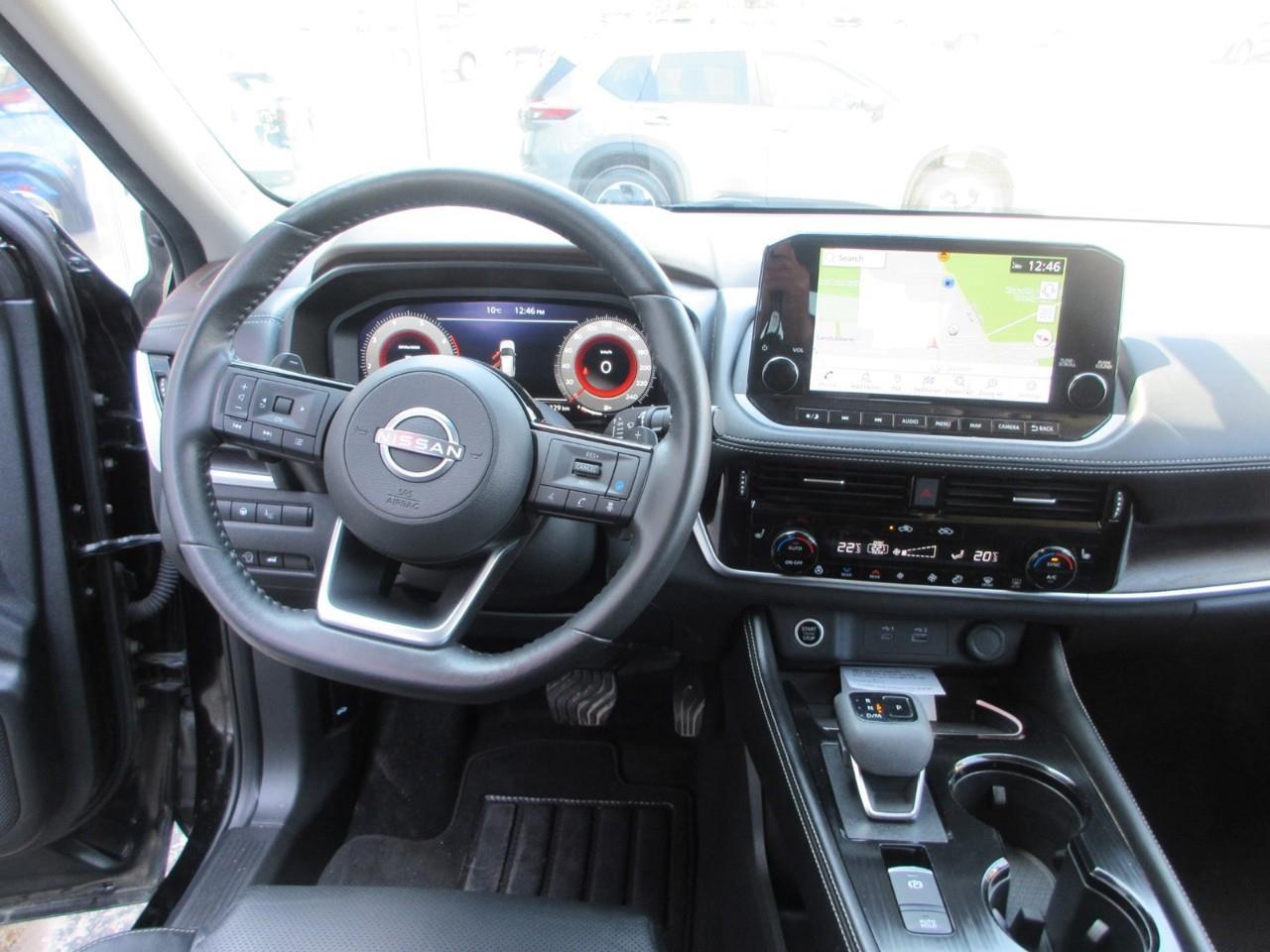 2023 Nissan Rogue Platinum Photo