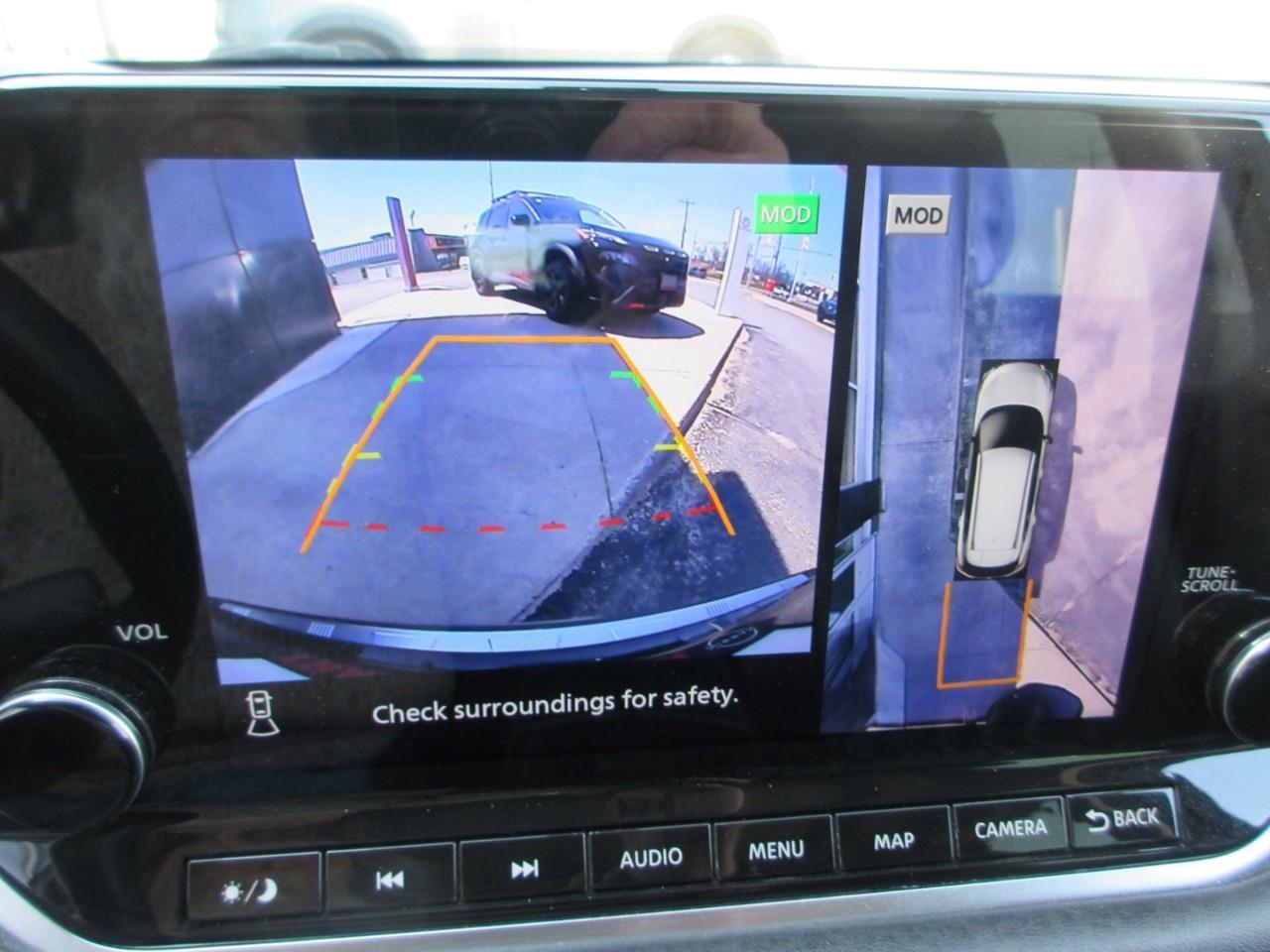 2023 Nissan Rogue Platinum Photo