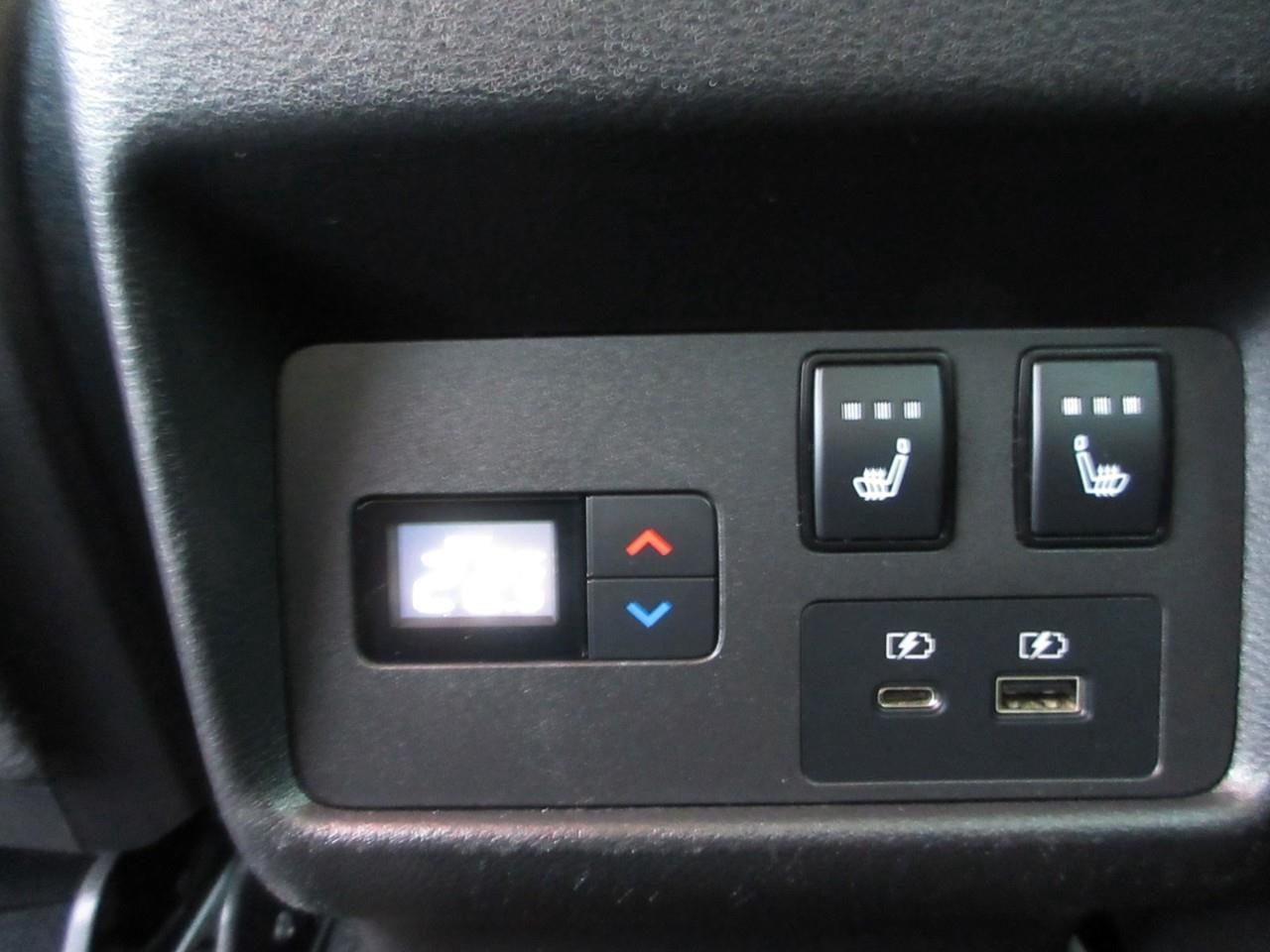 2023 Nissan Rogue Platinum Photo