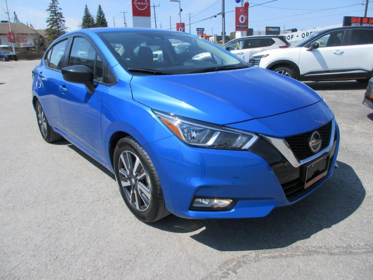 2022 Nissan Versa SV Photo