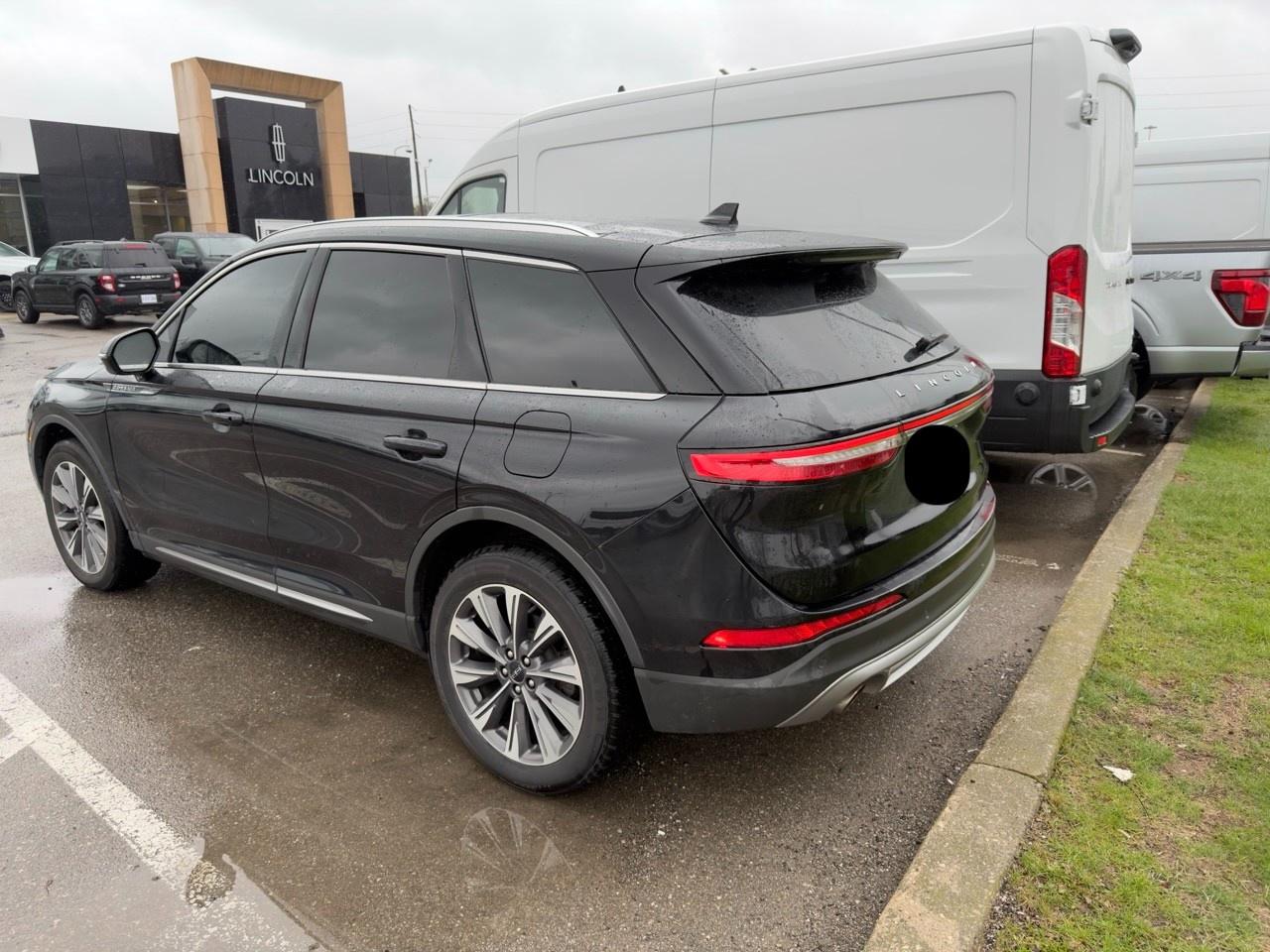 2021 Lincoln Corsair Reserve 200A| INFINITE BLACK | PREM LTHR HEATED SEATS | 2.0L TURBO | 8-SPD AT | 20" WHLS | ELEMENTS PKG Photo