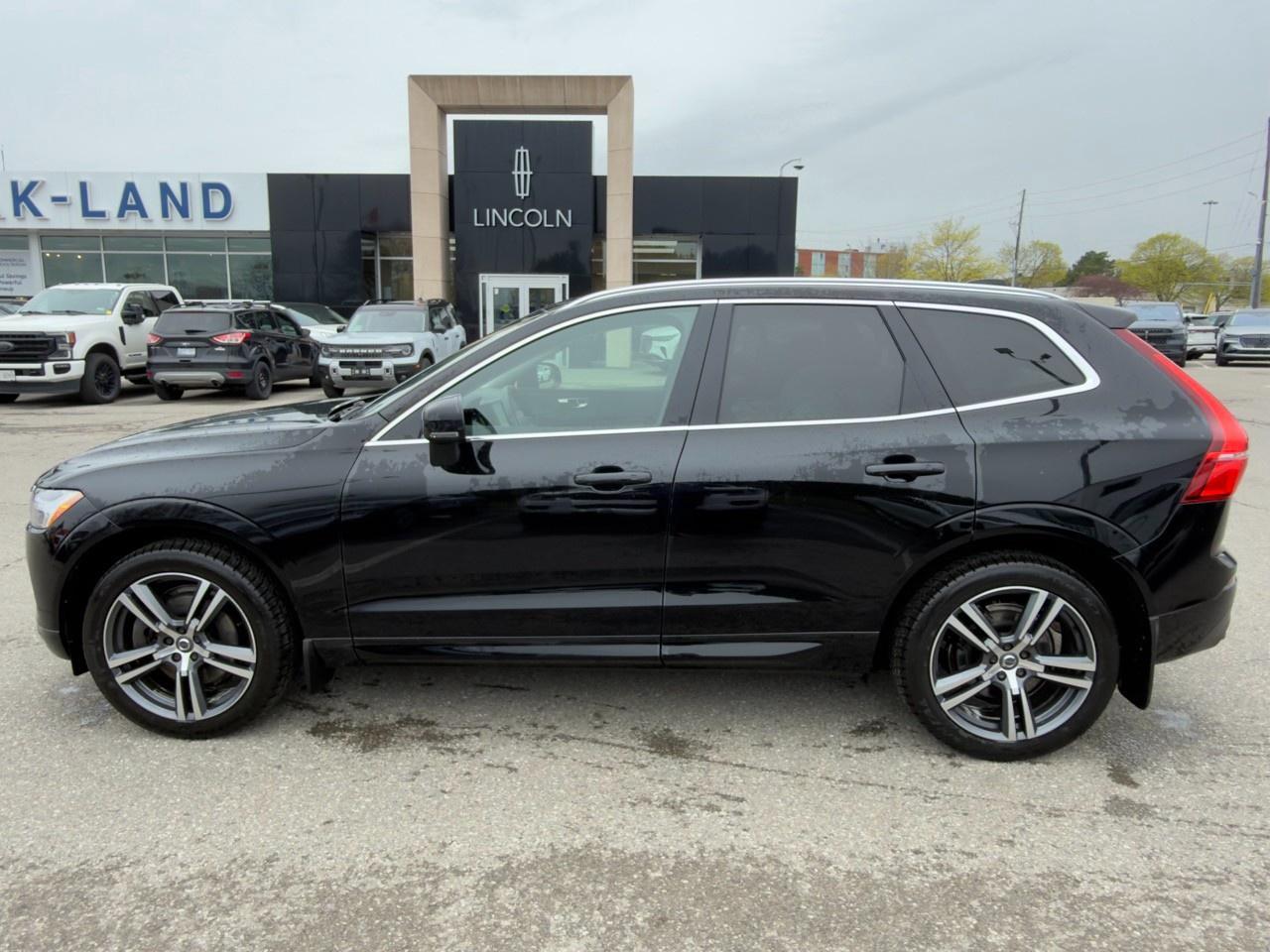 2021 Volvo XC60 T6 Momentum CLIMATE PK|CARPLAY|11 SVC RECORDS|NO ACCIDENTS Photo