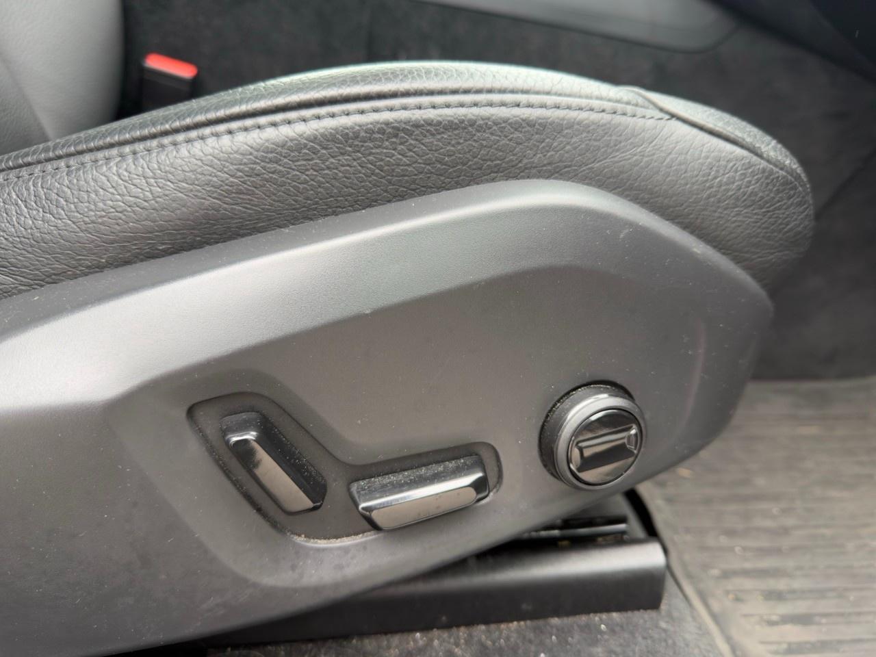 2021 Volvo XC60 T6 Momentum CLIMATE PK|CARPLAY|11 SVC RECORDS|NO ACCIDENTS Photo