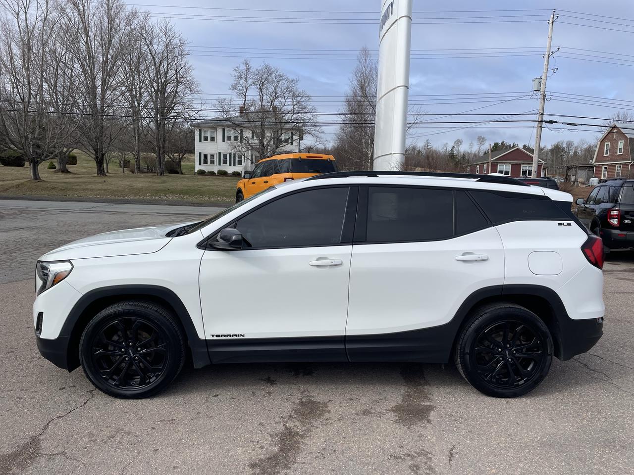 2021 GMC Terrain SLE Photo3