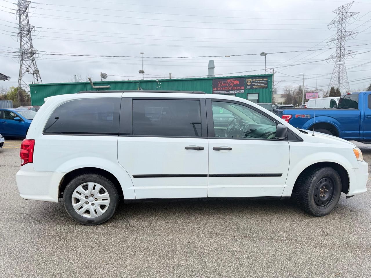 2015 Dodge Grand Caravan CANADA VALUE PACKAGE Photo