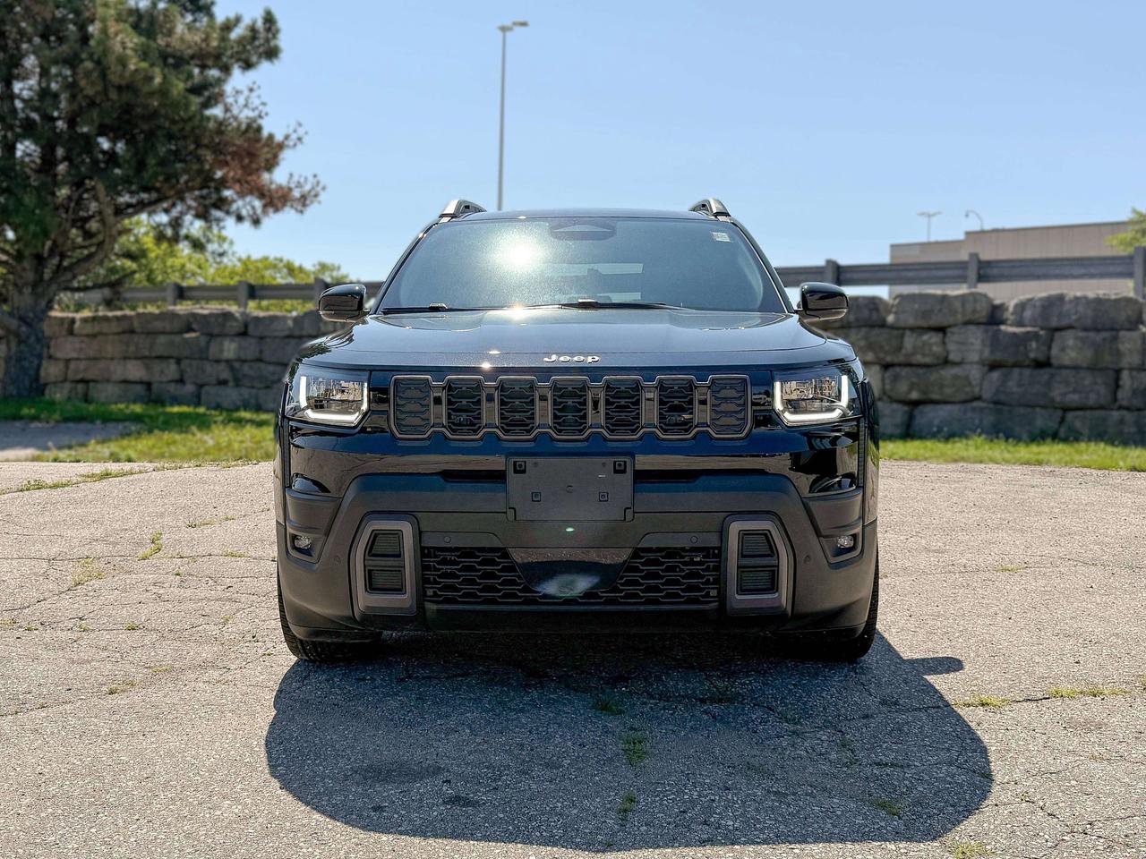2026 Jeep Cherokee Overland 4x4 Photo5