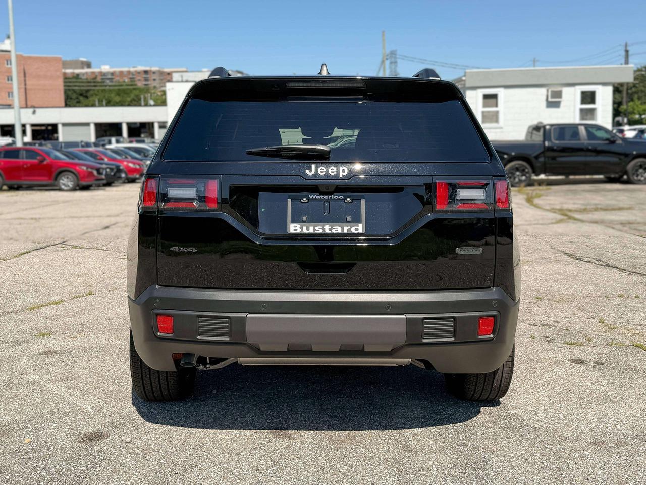 2026 Jeep Cherokee Overland 4x4 Photo