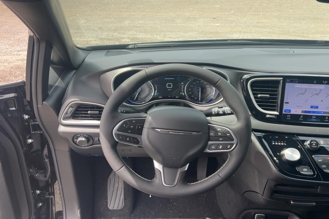 2027 Dodge Grand Caravan  Photo