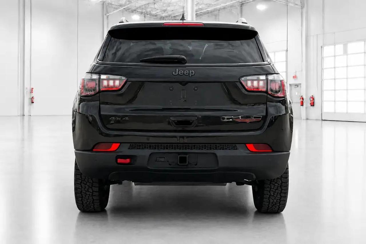 2026 Jeep Compass TRAILHAWK | Sun & Sound Grp | Leather | 4x4 Photo