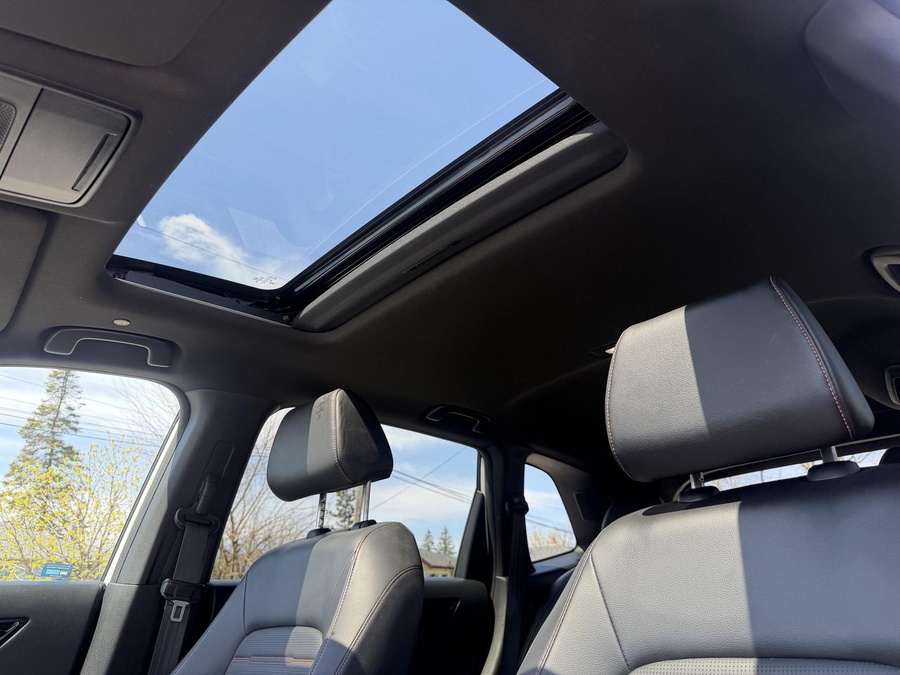 2023 Honda CR-V Hybrid Touring AWD Photo