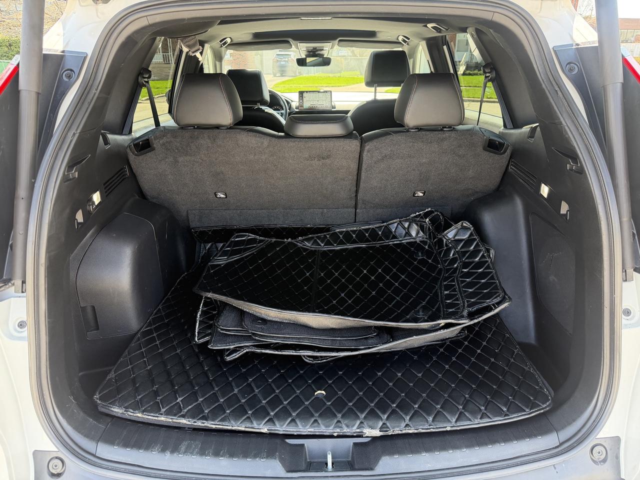 2023 Honda CR-V Hybrid Touring AWD Photo