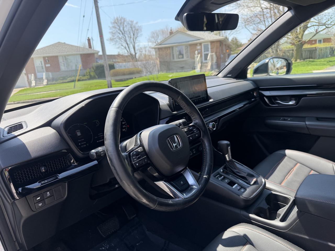 2023 Honda CR-V Hybrid Touring AWD Photo