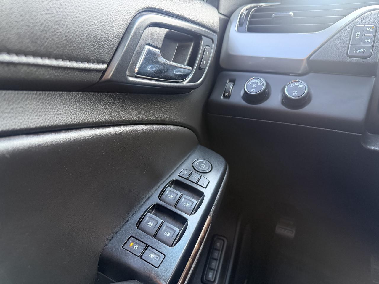 2017 Chevrolet Tahoe 4WD 4dr LT Photo