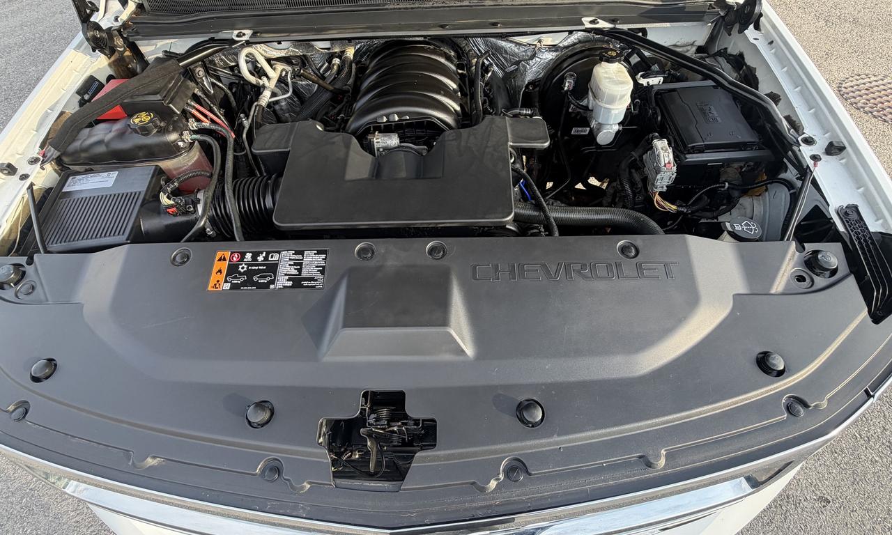 2017 Chevrolet Tahoe 4WD 4dr LT Photo