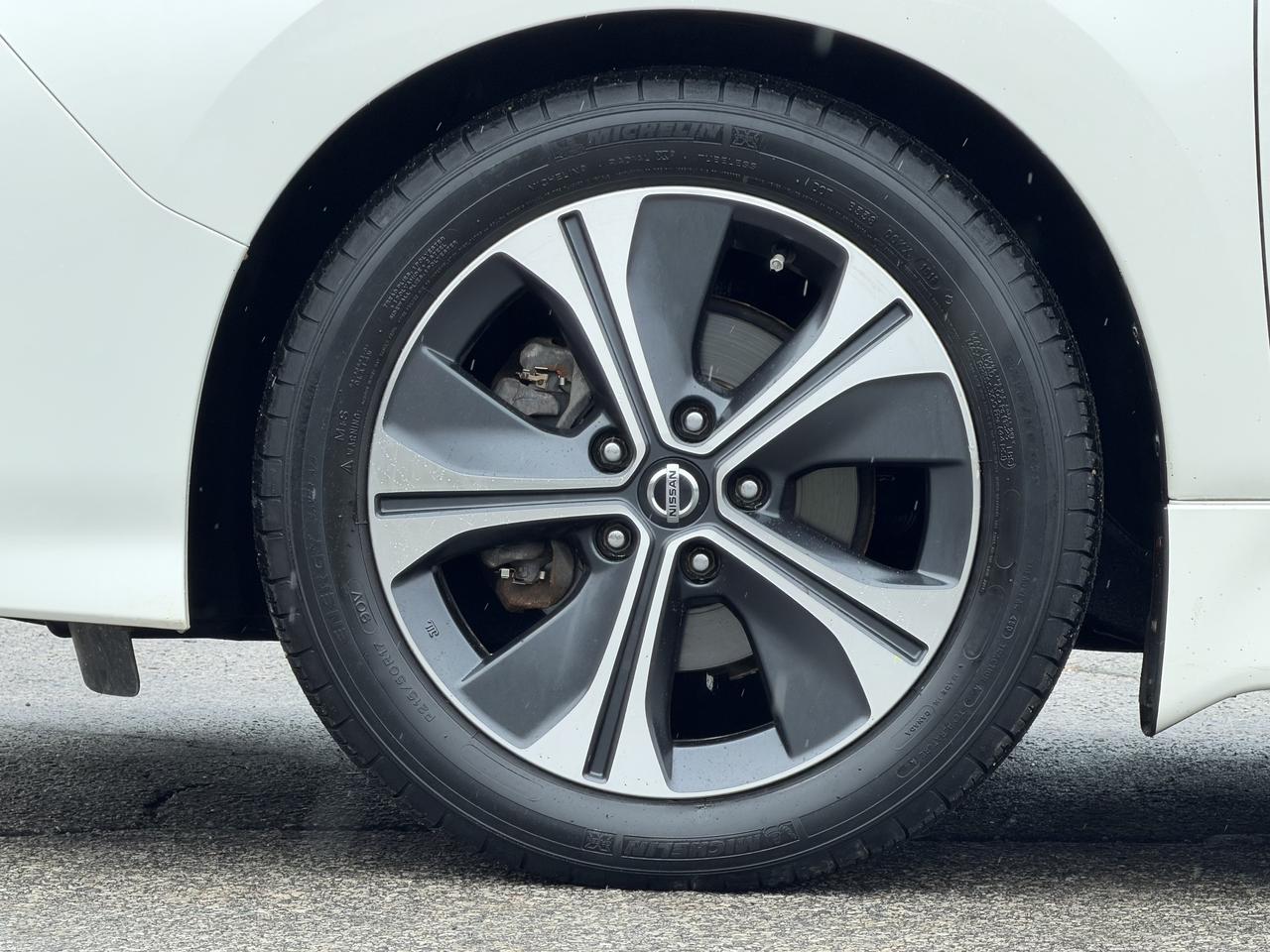 2018 Nissan Leaf SL Hatchback Photo