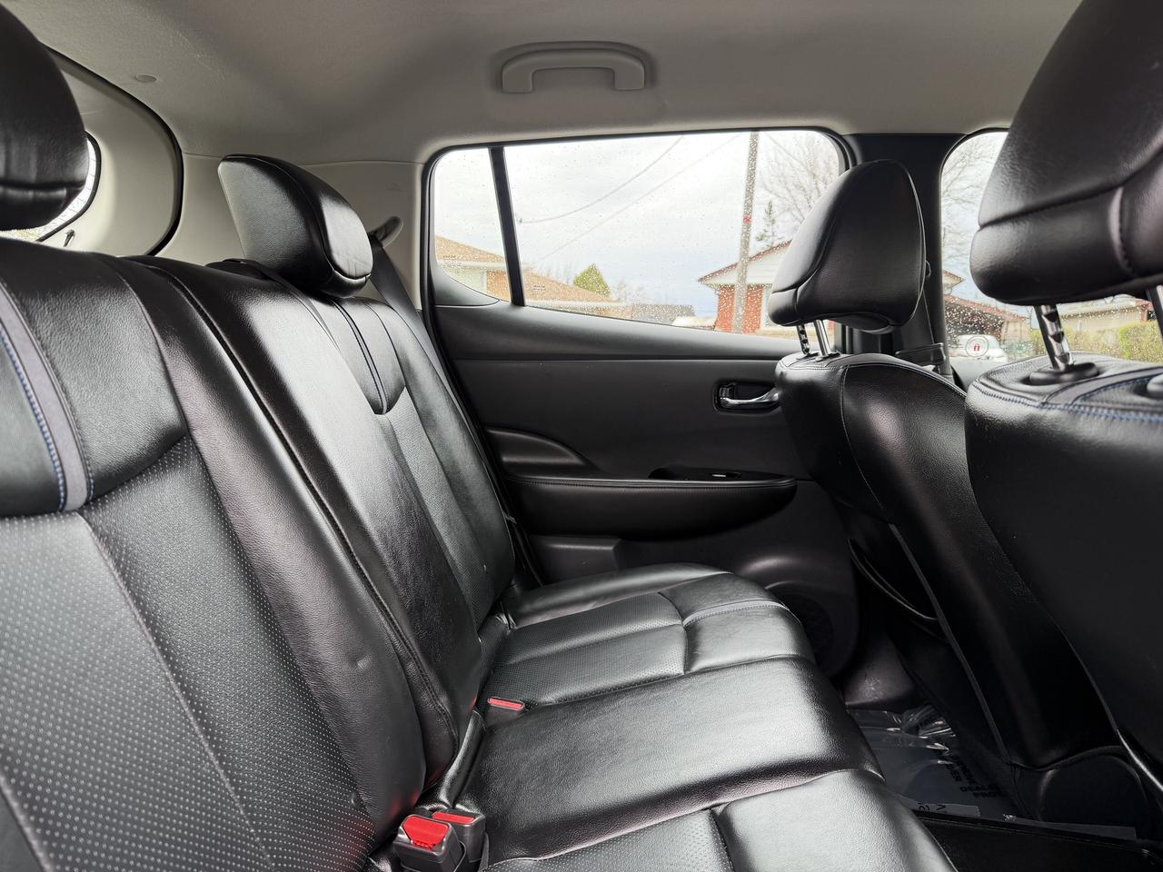 2018 Nissan Leaf SL Hatchback Photo