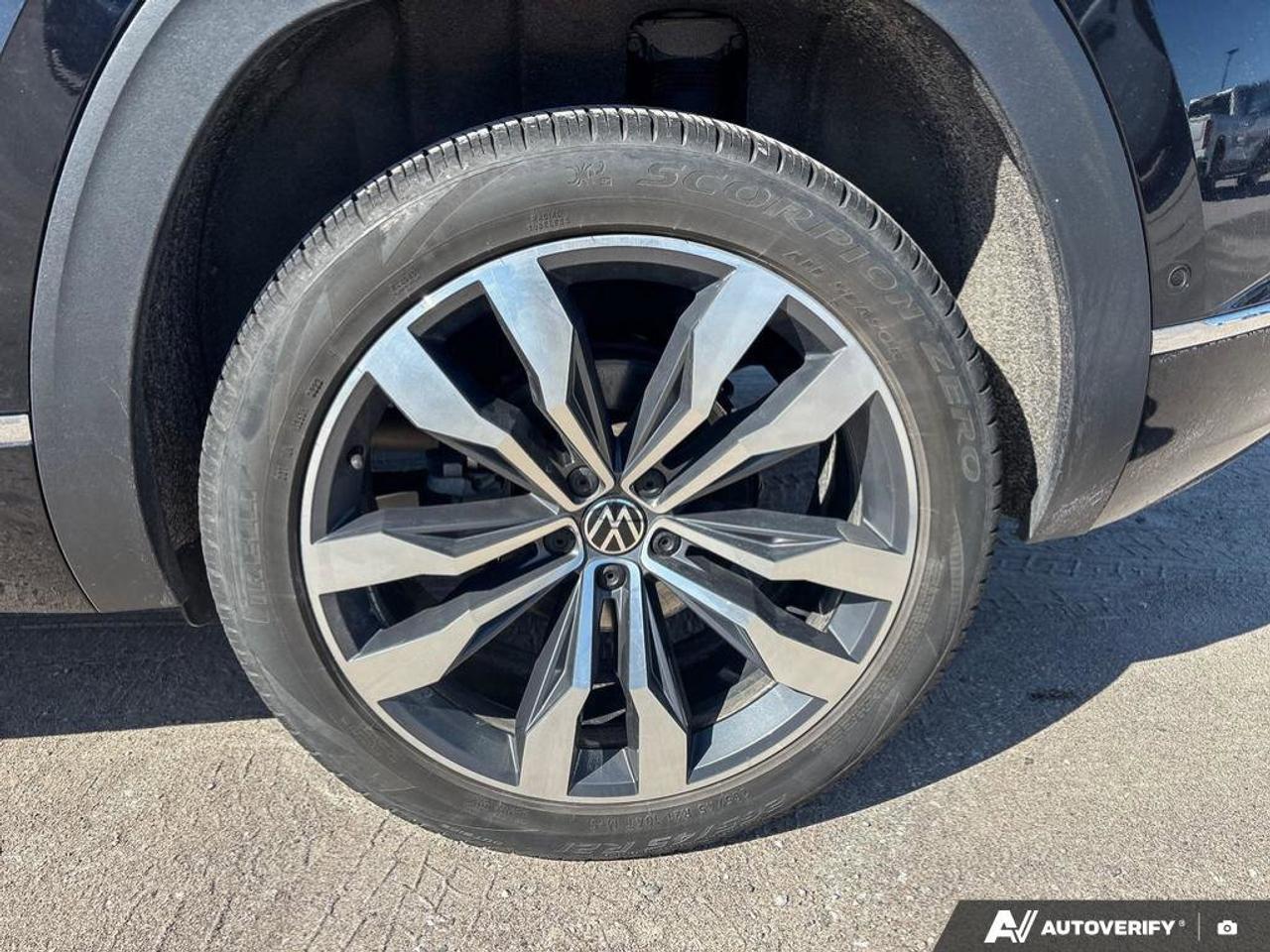2023 Volkswagen Atlas Cross Sport Execline | | Nav System | Photo