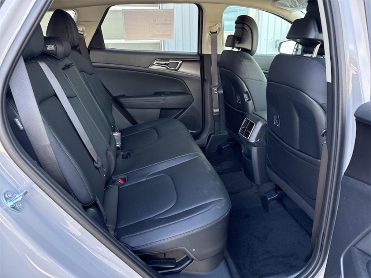 2026 Kia Sportage Hybrid EX AWD   - Navigation GPS Photo