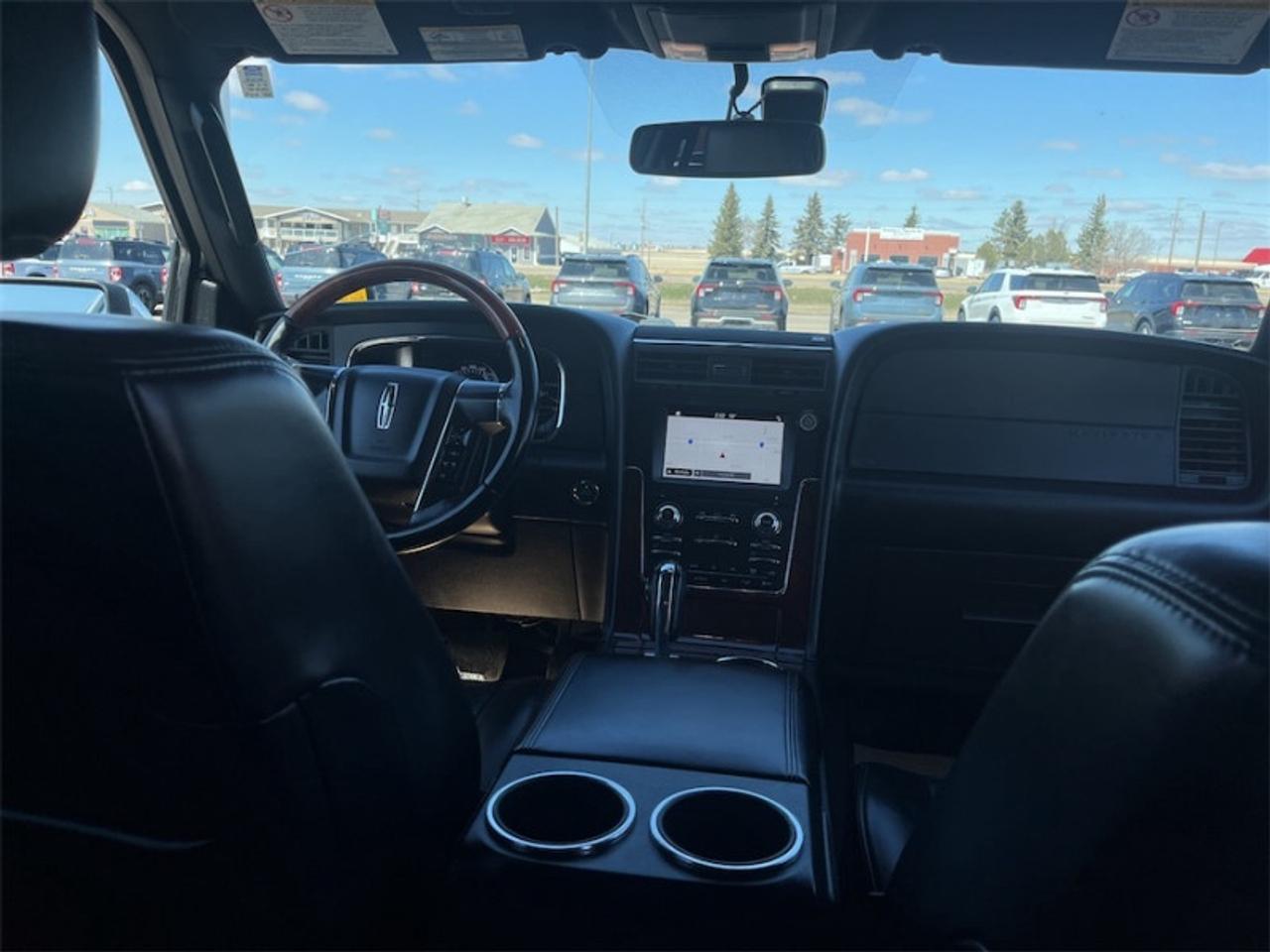 2017 Lincoln Navigator L Select  - Navigation Photo5