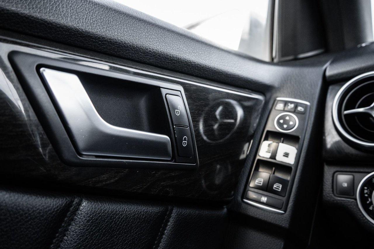 2015 Mercedes-Benz GLK-Class GLK 250 BlueTEC Photo