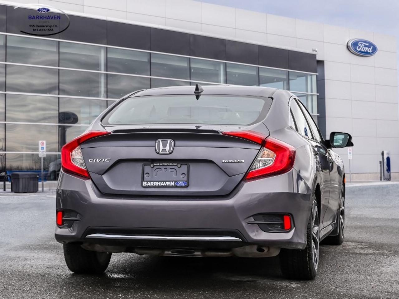 2020 Honda Civic Sedan Touring Photo